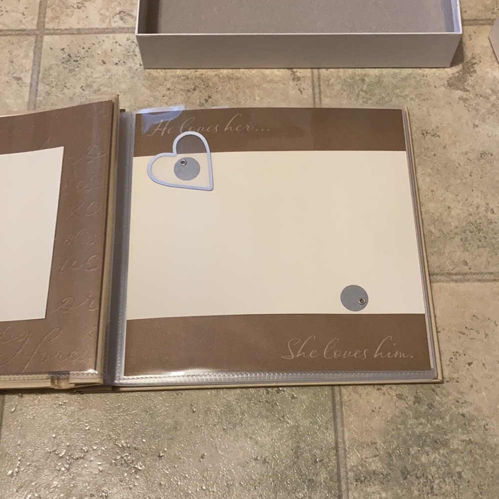 NWT wedding album/scrapbook - Picture 2 of 8